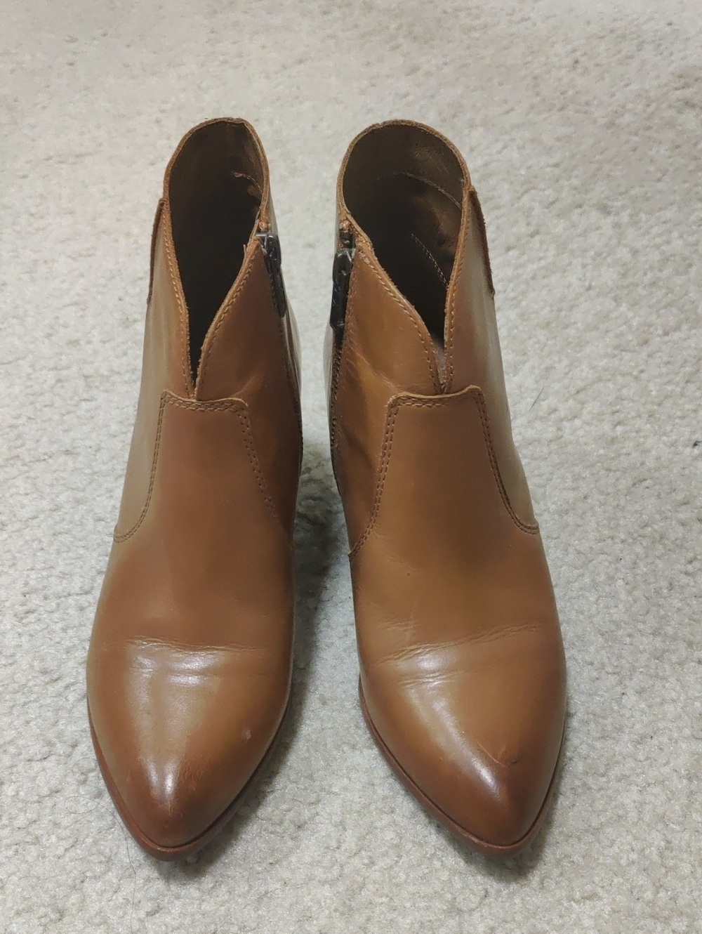 Frye Women’s Leather Tan Pointed-Toe Ankle Boots Y2K Side Zipper Vintage Inspire